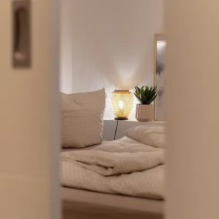 2-zimmer-apartment Mit Balkon - Naehe Sbahn * Lauf an der Pegnitz